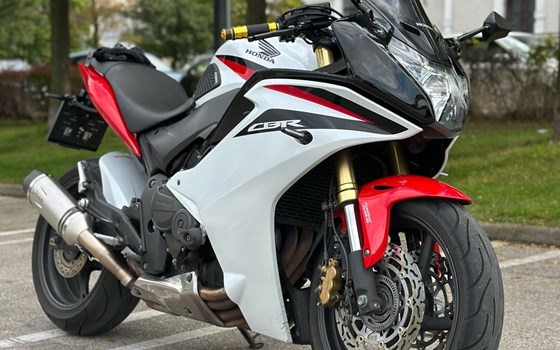Gebrauchtmotorrad Honda CBR 600 F - Bild 3