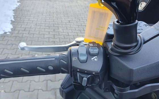 Gebrauchtmotorrad Kymco XCiting 400 S - Bild 11