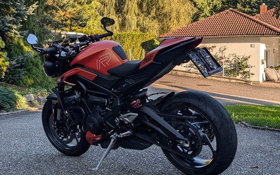 Gebrauchtmotorrad Triumph Street Triple 765 R - Bild 1