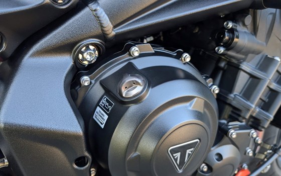 Gebrauchtmotorrad Triumph Street Triple 765 R - Bild 17