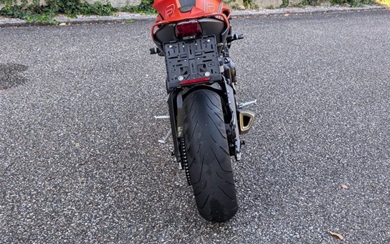 Gebrauchtmotorrad Triumph Street Triple 765 R - Bild 2