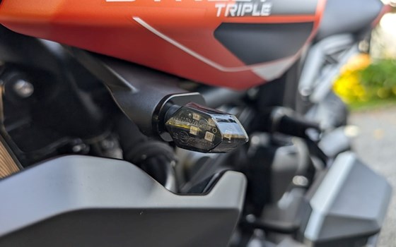 Gebrauchtmotorrad Triumph Street Triple 765 R - Bild 22