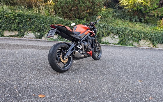Gebrauchtmotorrad Triumph Street Triple 765 R - Bild 6