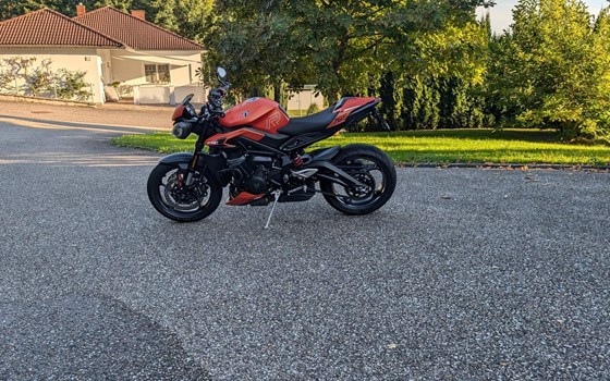 Gebrauchtmotorrad Triumph Street Triple 765 R - Bild 8