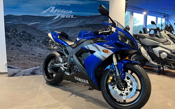 Gebrauchtmotorrad Yamaha R1 - Bild 1