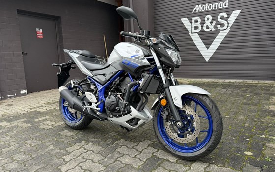Gebrauchtmotorrad Yamaha MT-03 - Bild 2