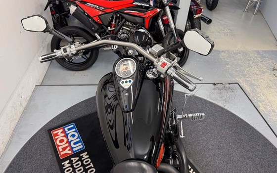 Gebrauchtmotorrad Kawasaki VN 900 Custom - Bild 7