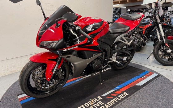 Gebrauchtmotorrad Honda CBR600RR - Bild 4