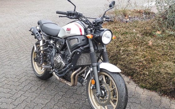 Gebrauchtmotorrad Yamaha XSR700 XTribute - Bild 3