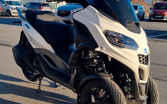 Neufahrzeug Piaggio MP3 310 Sport - Bild 3