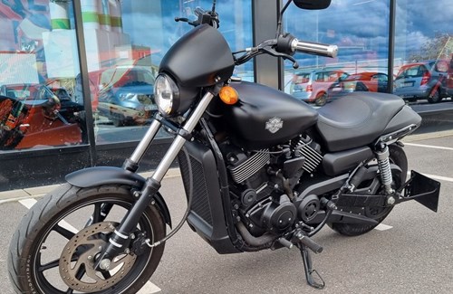 Gebrauchtmotorrad Harley-Davidson Street 750
