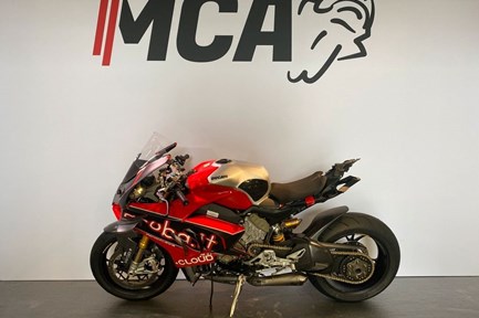 Ducati Panigale V4 R