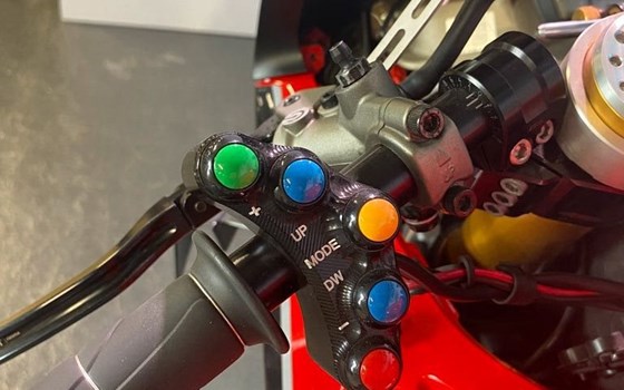 Gebrauchtmotorrad Ducati Panigale V4 R - Bild 14