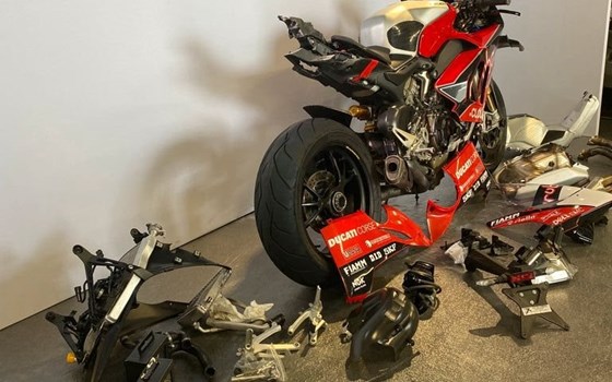 Gebrauchtmotorrad Ducati Panigale V4 R - Bild 18