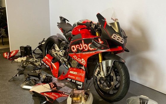 Gebrauchtmotorrad Ducati Panigale V4 R - Bild 19