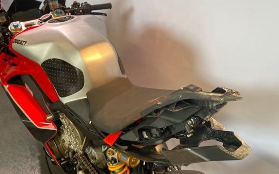 Gebrauchtmotorrad Ducati Panigale V4 R - Bild 5