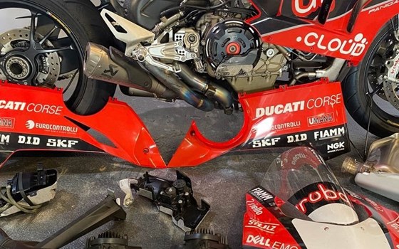 Gebrauchtmotorrad Ducati Panigale V4 R - Bild 9