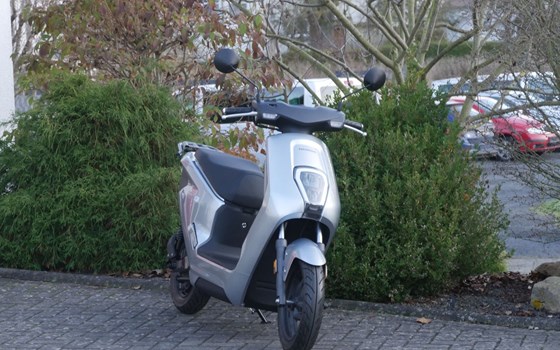 Gebrauchtmotorrad Honda EM1 e - Bild 2