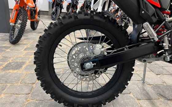 Neufahrzeug Beta RR Enduro 4T 125 LC - Bild 2