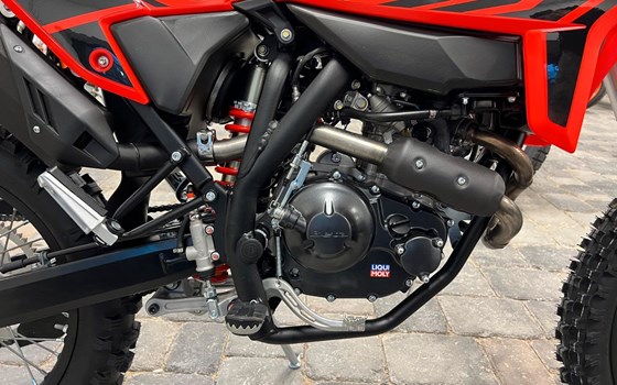 Neufahrzeug Beta RR Enduro 4T 125 LC - Bild 3