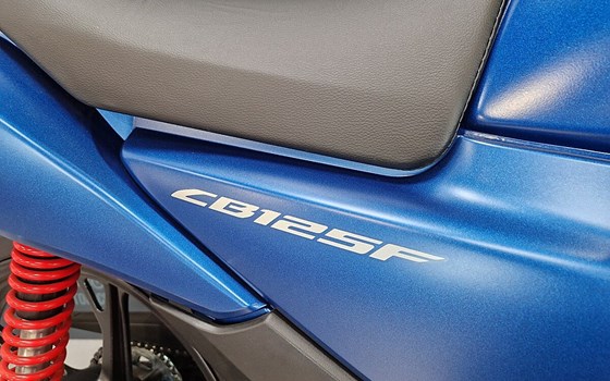 Neufahrzeug Honda CB125F - Bild 9