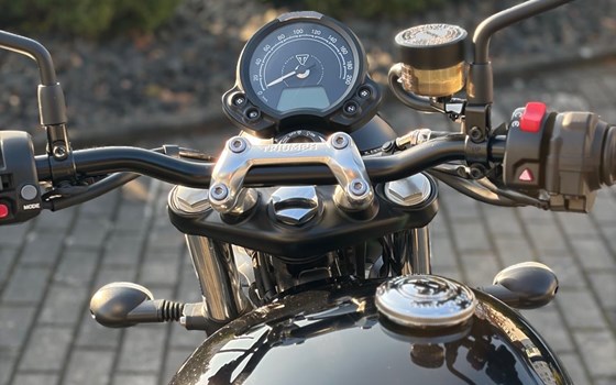 Gebrauchtmotorrad Triumph Speed Twin 900 - Bild 13