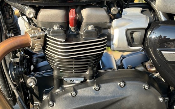 Gebrauchtmotorrad Triumph Speed Twin 900 - Bild 9