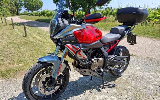 Gebrauchtmotorrad QJ Motor SRT 600 SX - Bild 1