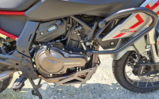 Gebrauchtmotorrad QJ Motor SRT 600 SX - Bild 12