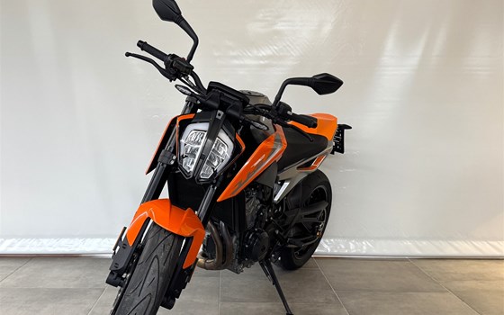 Gebrauchtmotorrad KTM 790 Duke - Bild 3