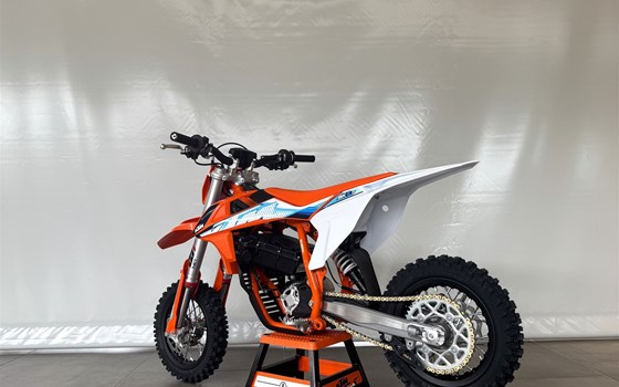 Neufahrzeug KTM SX-E 3 - Bild 8