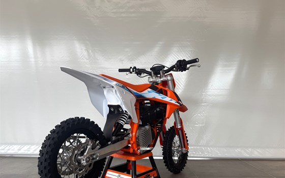 Neufahrzeug KTM SX-E 3 - Bild 9