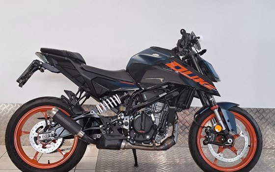Neufahrzeug KTM 125 Duke - Bild 1