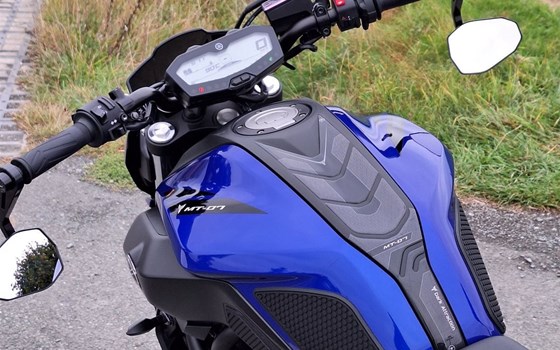 Gebrauchtmotorrad Yamaha MT-07 - Bild 5