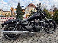 Gebrauchtmotorrad Triumph Thunderbird Storm - Cruiser mit Power