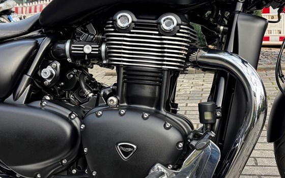 Gebrauchtmotorrad Triumph Thunderbird Storm - Bild 6