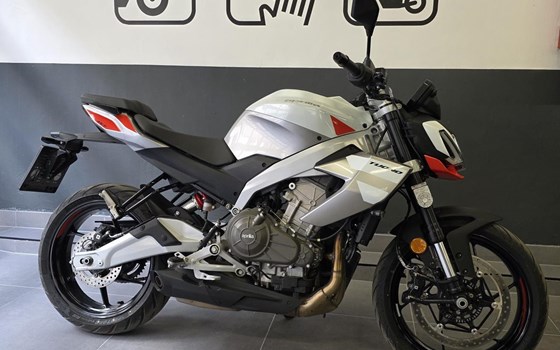 Gebrauchtmotorrad Aprilia Tuono 457 - Bild 2