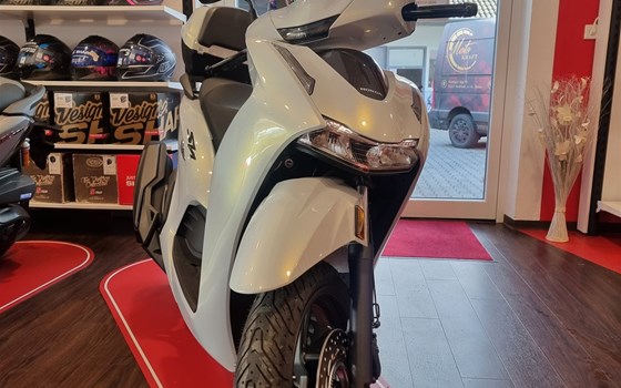 Gebrauchtmotorrad Honda SH350i - Bild 4