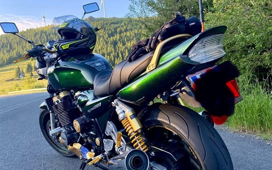 Gebrauchtmotorrad Yamaha XJR 1300 - Bild 1