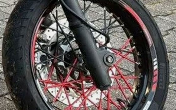 Gebrauchtmotorrad Yamaha WR 125 X - Bild 3