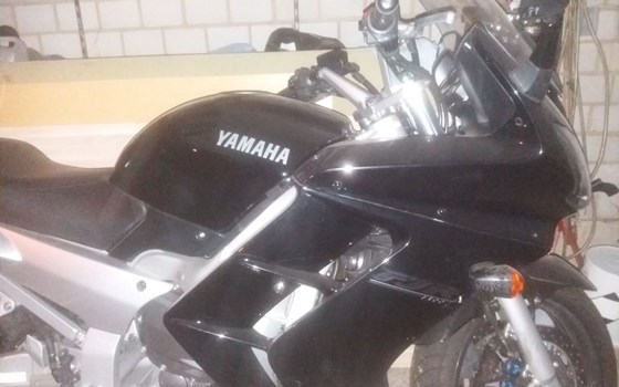 Gebrauchtmotorrad Yamaha FJR 1300 - Bild 2
