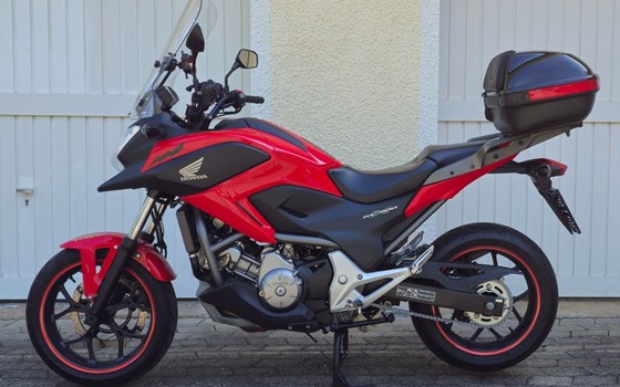 Gebrauchtmotorrad Honda NC700X DCT - Bild 3