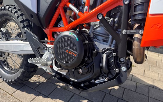 Neufahrzeug KTM 690 Enduro R - Bild 7
