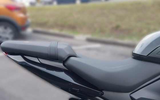 Gebrauchtmotorrad Triumph Trident 800 - Bild 12