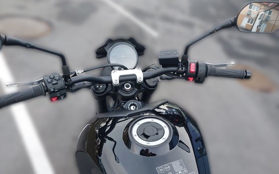 Gebrauchtmotorrad Triumph Trident 800 - Bild 13