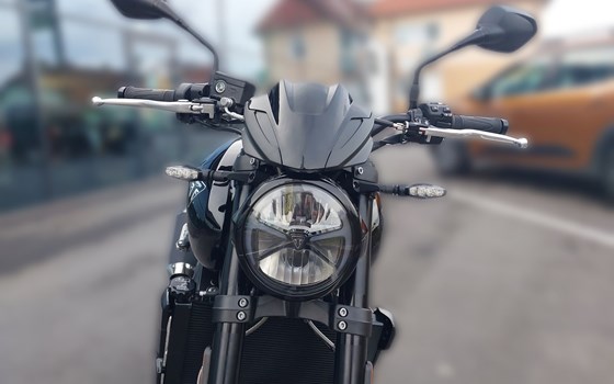 Gebrauchtmotorrad Triumph Trident 800 - Bild 9