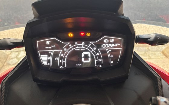 Gebrauchtmotorrad Aprilia SR GT Sport ABS 125 - Bild 6