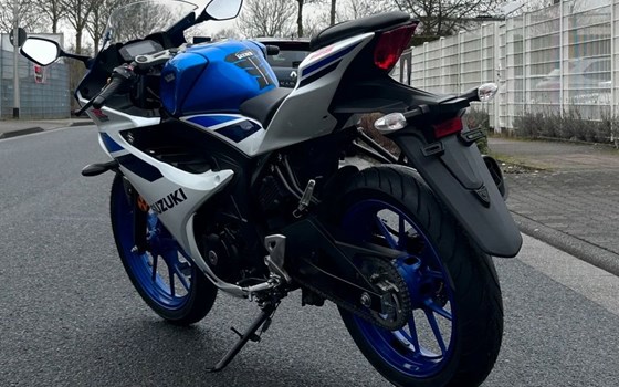 Gebrauchtmotorrad Suzuki GSX-R125 - Bild 2