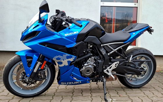 Gebrauchtmotorrad Suzuki GSX-8R - Bild 1