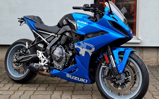 Gebrauchtmotorrad Suzuki GSX-8R - Bild 4